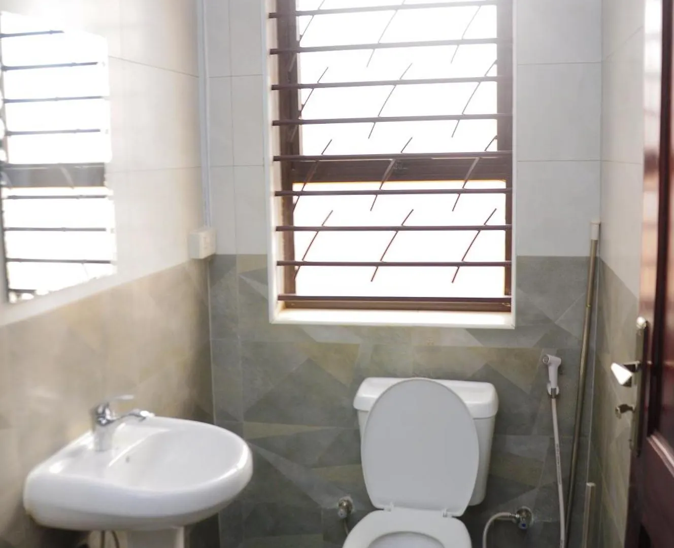 Apartament White Cottage Suites Kampala
