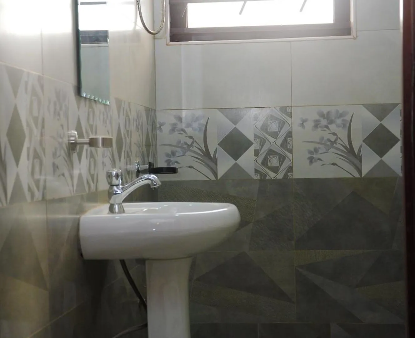 Apartament White Cottage Suites Kampala Uganda
